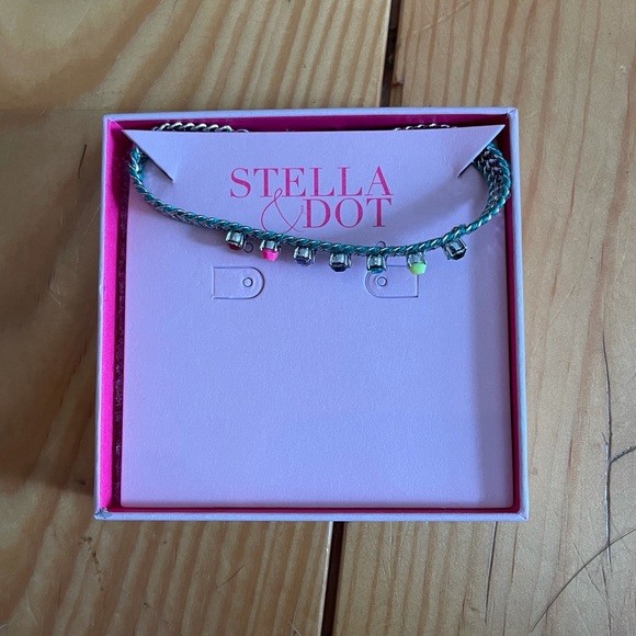 🌷 2 for $20 🌷 Stella & Dot Rainbow Friendship Bracelet BRAND NEW IN BOX - Picture 7 of 9